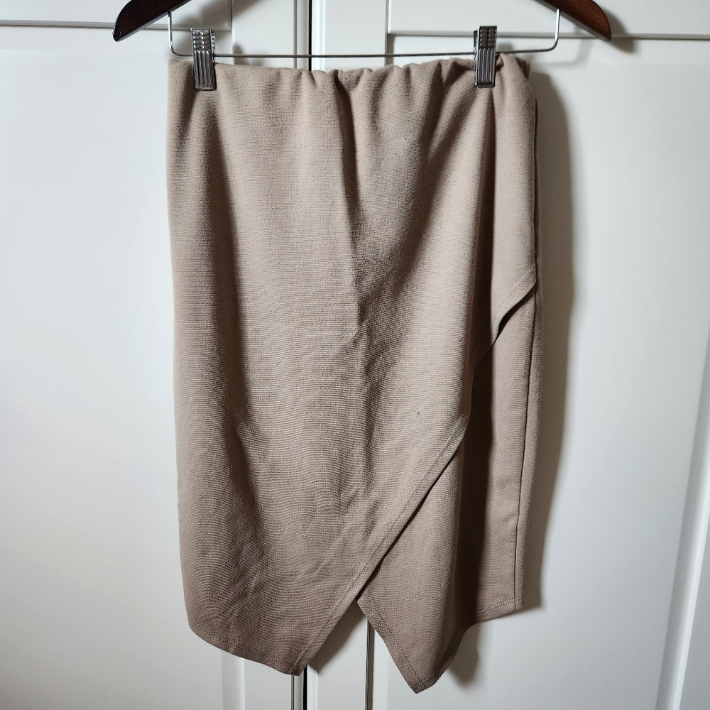 SEDUCTIONS Midi beige skirt